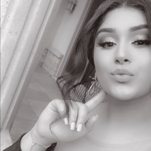 Meet your Posher, Mezgan